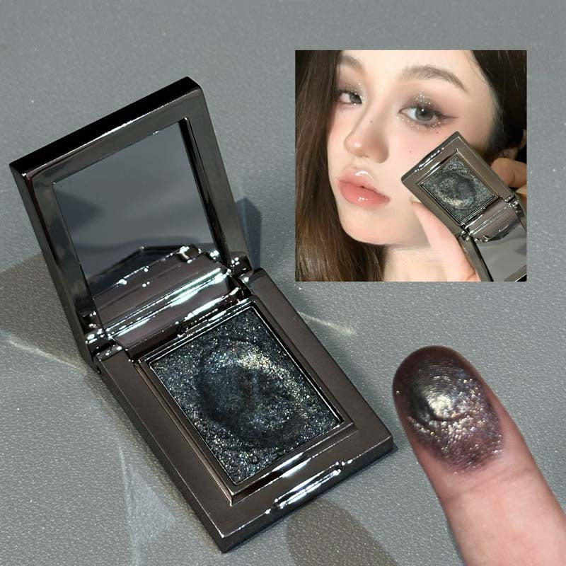Single Nude Shimmer Eyeshadow