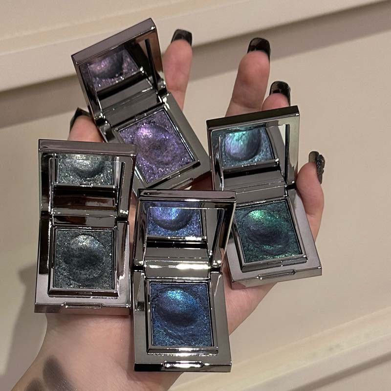 Single Nude Shimmer Eyeshadow