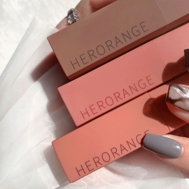 Heart stirring tomato lip glaze