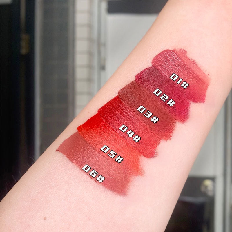 Heart stirring tomato lip glaze