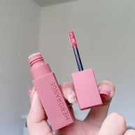Heart stirring tomato lip glaze