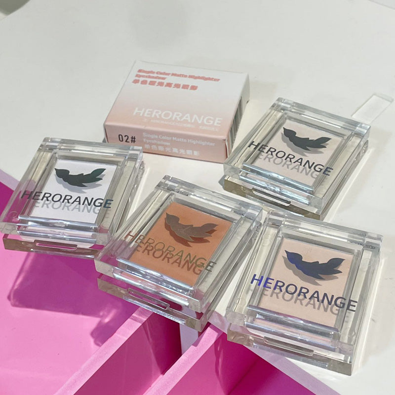Single Nude Shimmer Eyeshadow